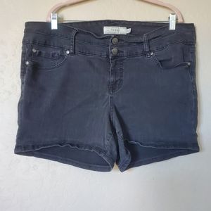 Torrid Black Gray Shorts Women's Size 22